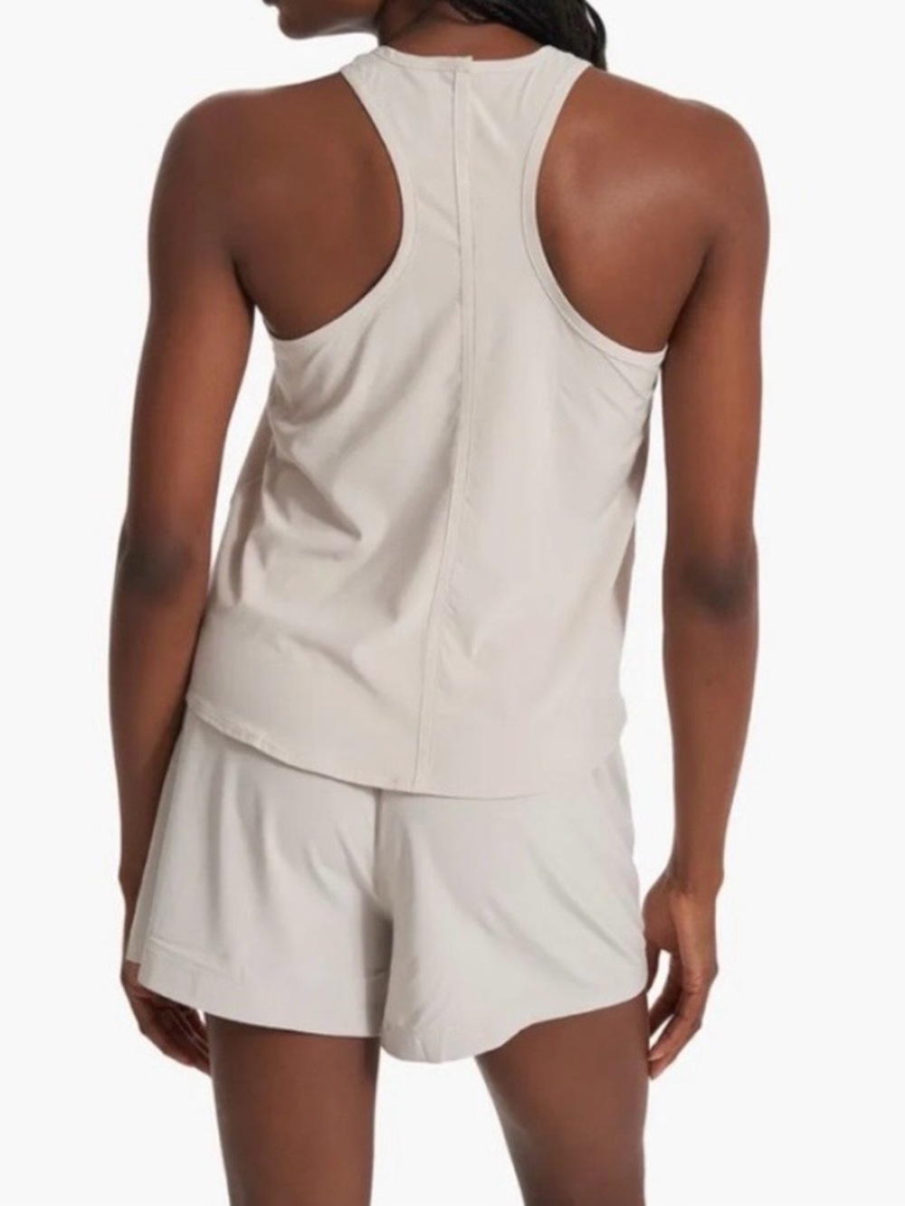 Vuori Women’s Villa Shorts - Picture 12 of 15